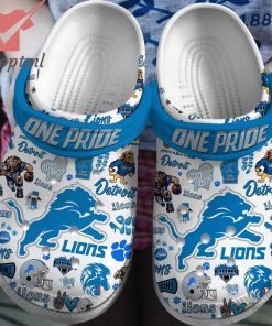 Detroit lions one pride crocs clog